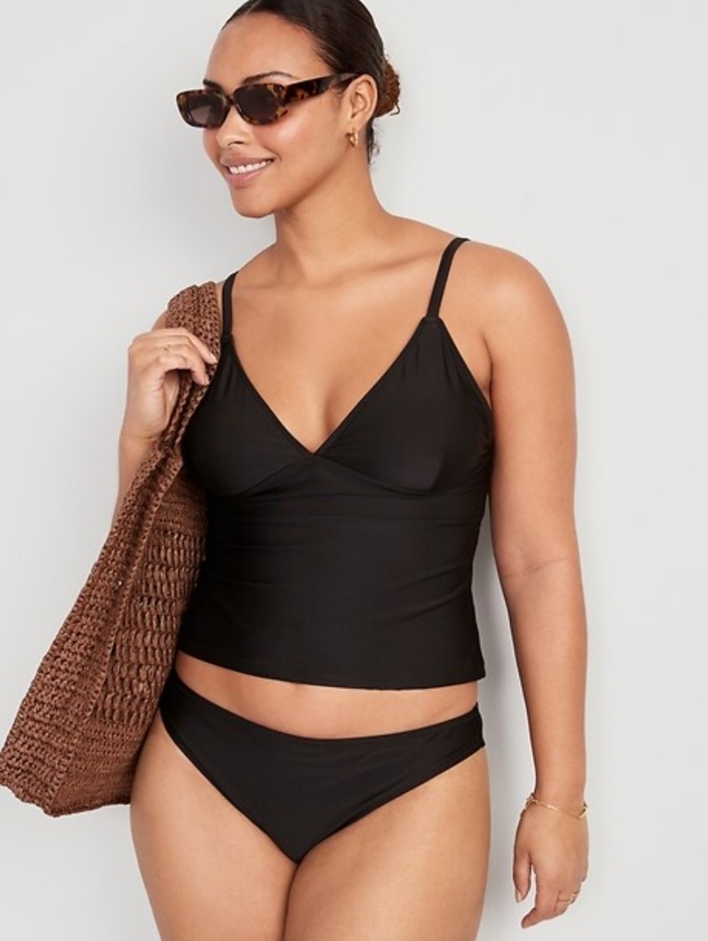 Old Navy V Neck Tankini With 2 Bottoms Black NWT Large